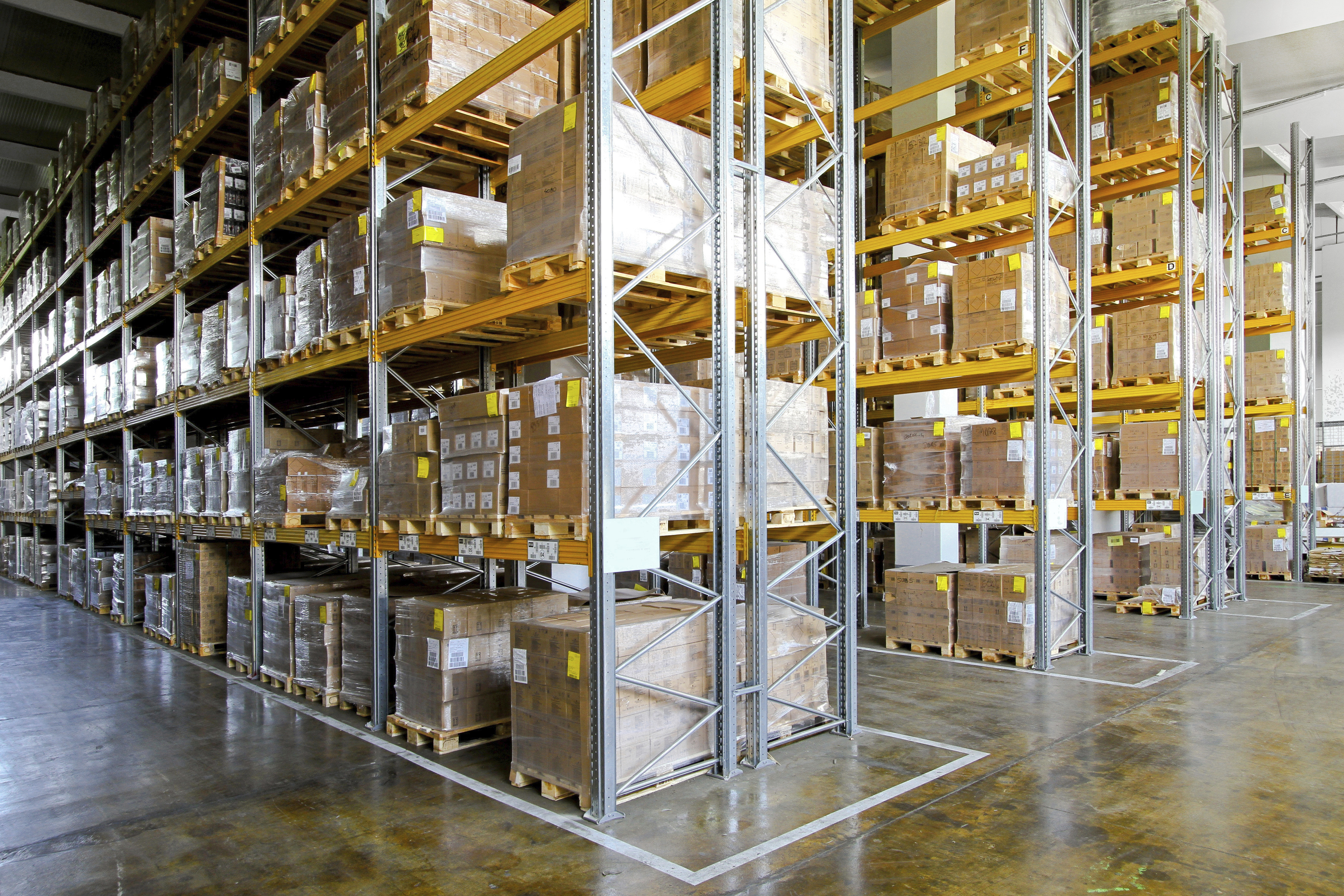 Warehouse Housing & eCommercing Fulfillment